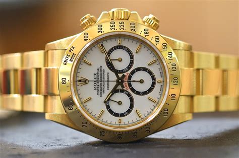 quanto costa rolex daitona d'oro con quadrante d'oro